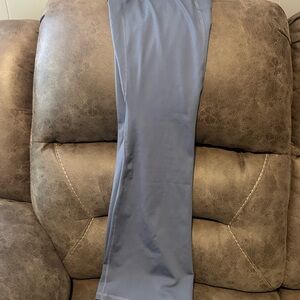 Gray under armor leggings